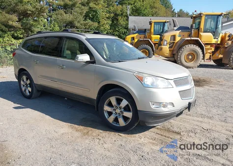 2010 Chevrolet Traverse Ltz из США, поврежденный, VIN 1GNLRHED8AS132790